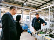 中国建设银行成都岷江支行行长一行莅临中汽成配旅行考察